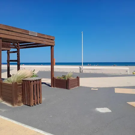 Διαμέρισμα Bel Climatise Avec Balcon 200m De La Ναρμπόν