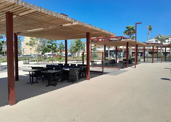 Bel Climatise Avec Balcon 200m De La Narbonne-Plage